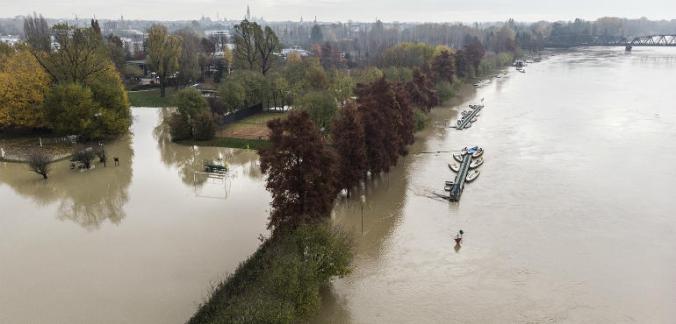 piena-fiume-po-drone-ev-770x370